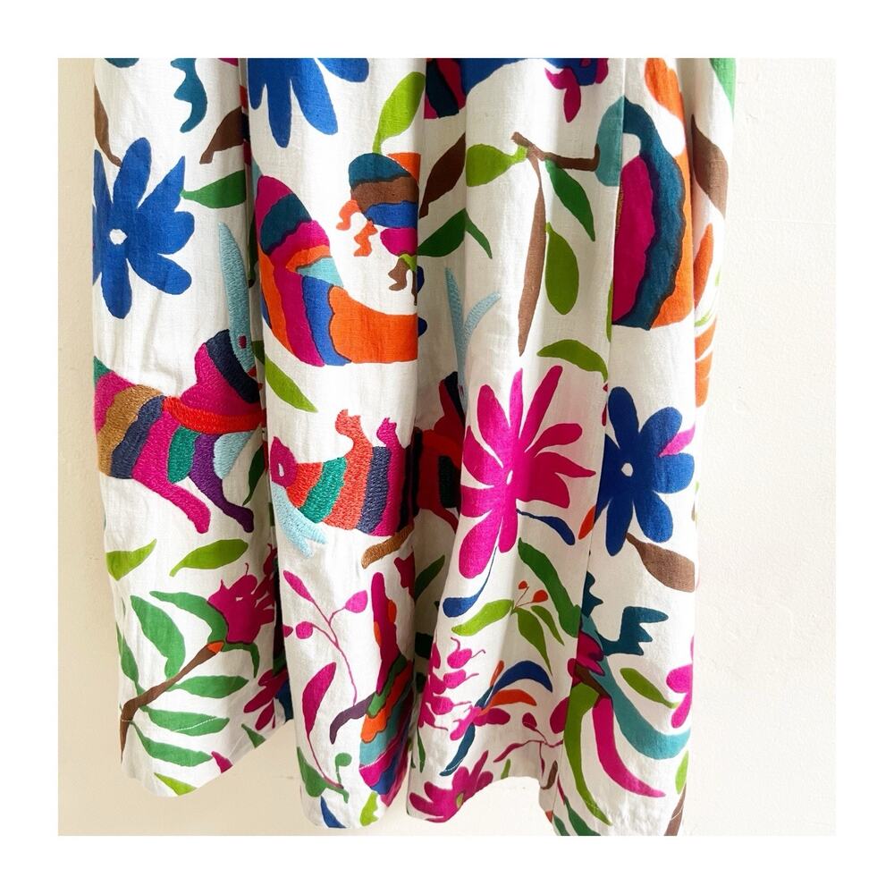 Vanessa Virginia Anthropologie Folk Art Dress Embroidered Floral Animals Size 0 - Picture 4 of 16